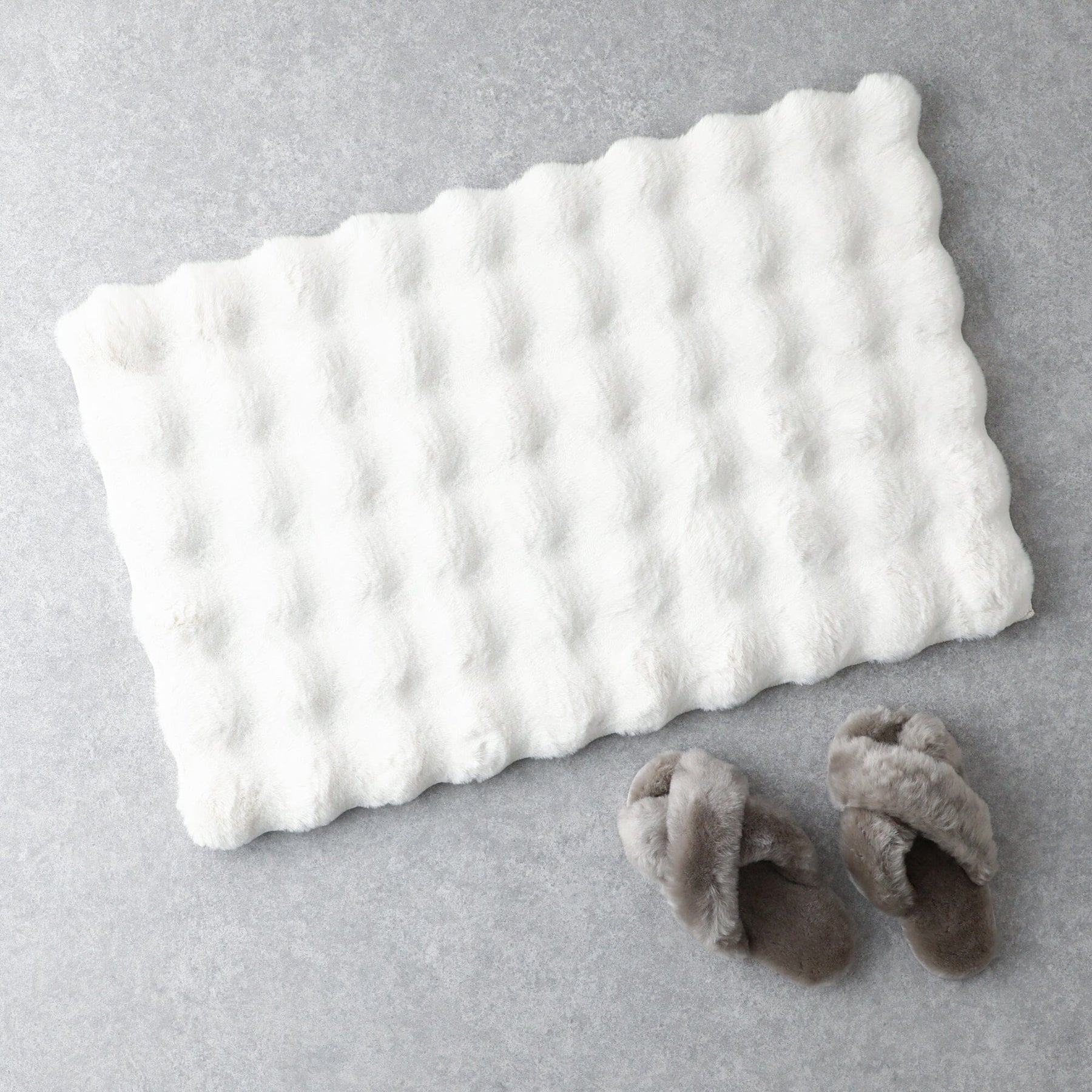 Pokomoko Fur Mf Rug M 2000 X 1400 Ivory